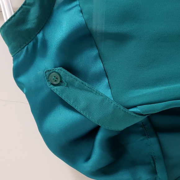 Costa Blanca women's XS emerald green top. - Picture 5 of 8